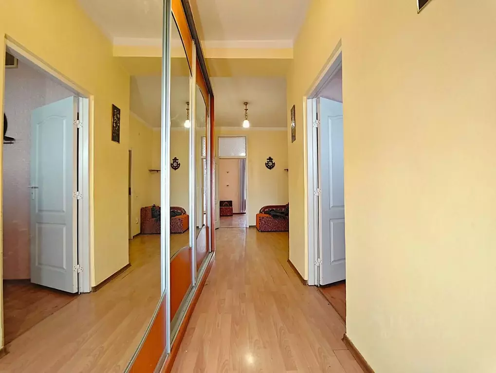 1-к кв. Севастополь просп. Героев Сталинграда, 63 (56.0 м) - Фото 1