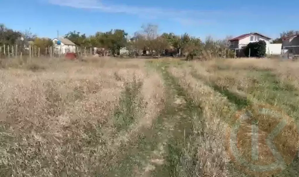 Участок в Крым, Черноморский район, Окуневское с/пос, с. Знаменское ... - Фото 2