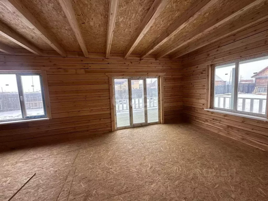 Дом в Забайкальский край, Читинский район, Угданское с/пос, с. Угдан ... - Фото 1