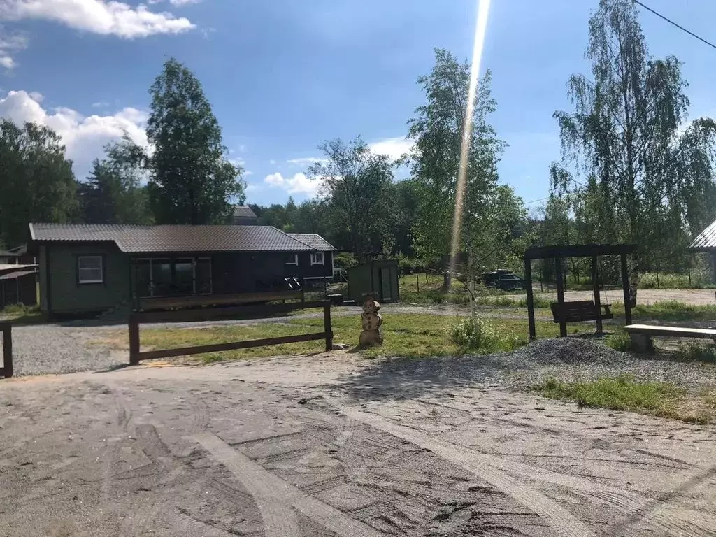 Дом в Карелия, Лахденпохский муниципальный округ, пос. Сорола, 0022204 ... - Фото 1