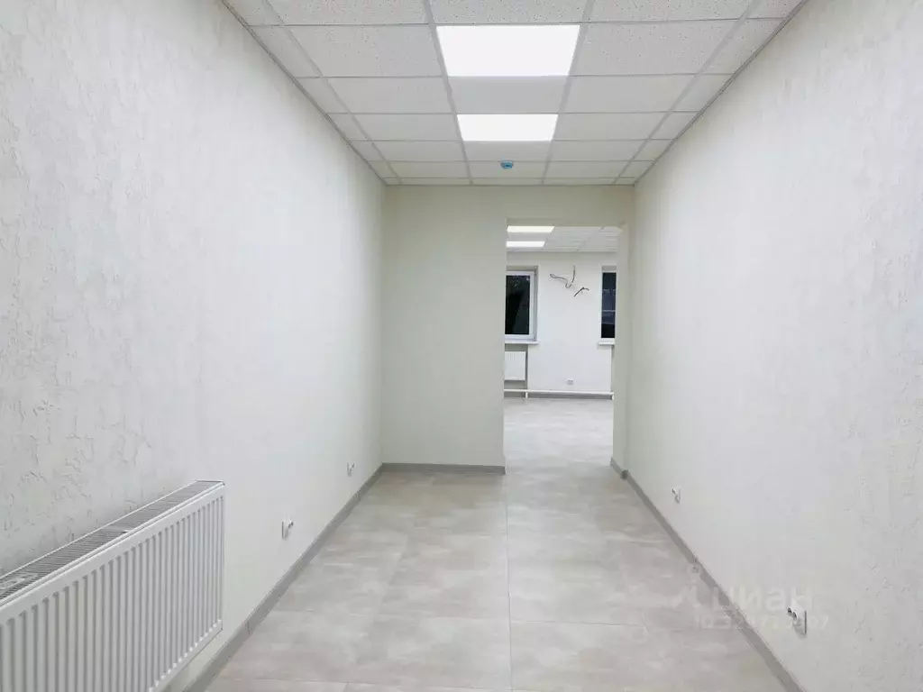 Офис в Ростовская область, Батайск ул. Кирова, 51 (56 м) - Фото 1