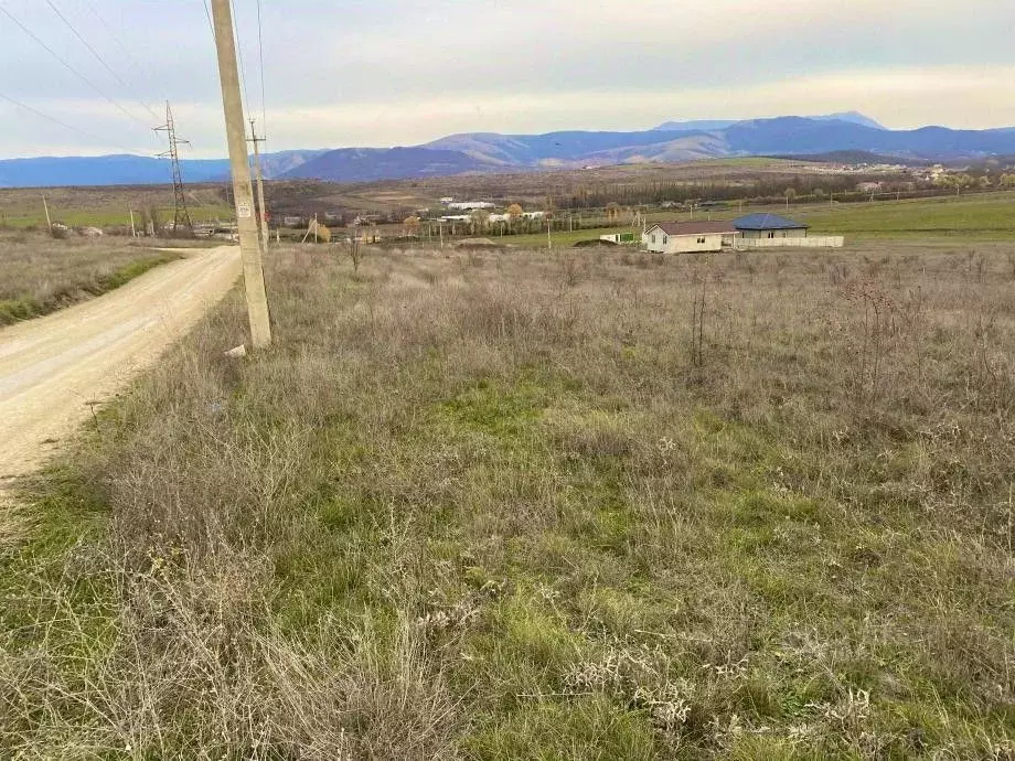 Участок в Крым, Симферопольский район, с. Доброе  (6.0 сот.) - Фото 2