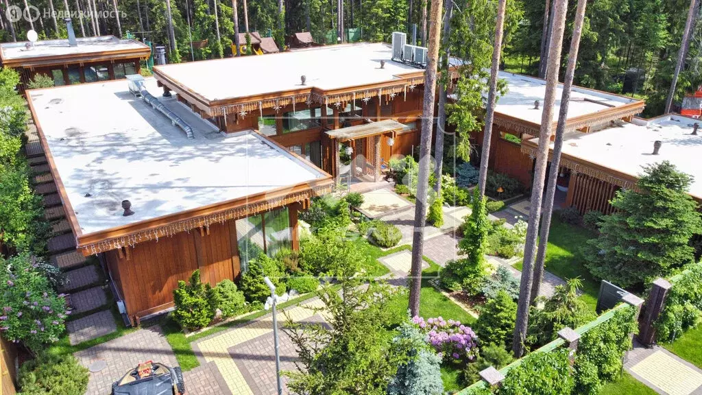 Дом в Зеленогорск, Курортная улица, 24к13с1 (378 м) - Фото 1