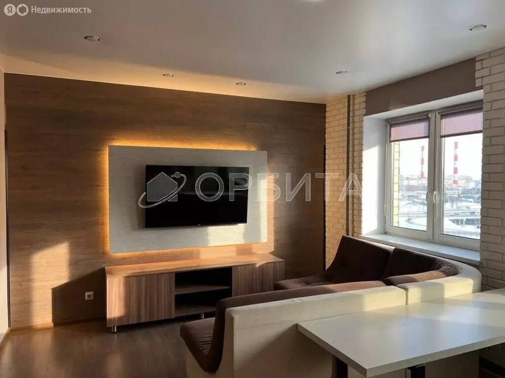 2-комнатная квартира: Тюмень, улица Мельникайте, 32к1 (64.8 м) - Фото 2