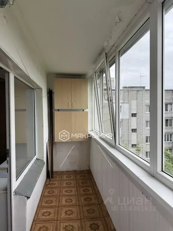 3-к кв. Брянская область, Брянск Белорусская ул., 38а (64.1 м) - Фото 1