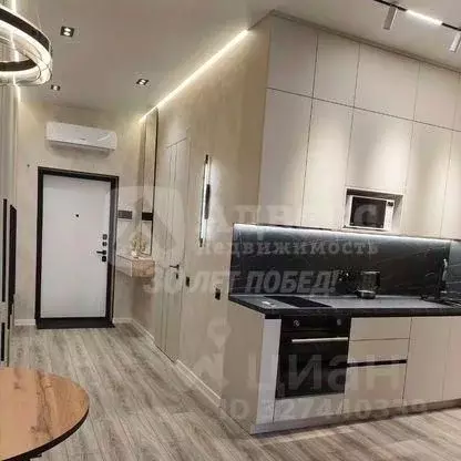 Студия Тюменская область, Тюмень ул. Евгения Войнова, 7 (36.2 м) - Фото 1