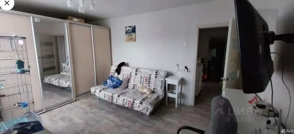 2-к кв. Крым, Феодосия ул. Челнокова, 88Б (54.9 м) - Фото 1