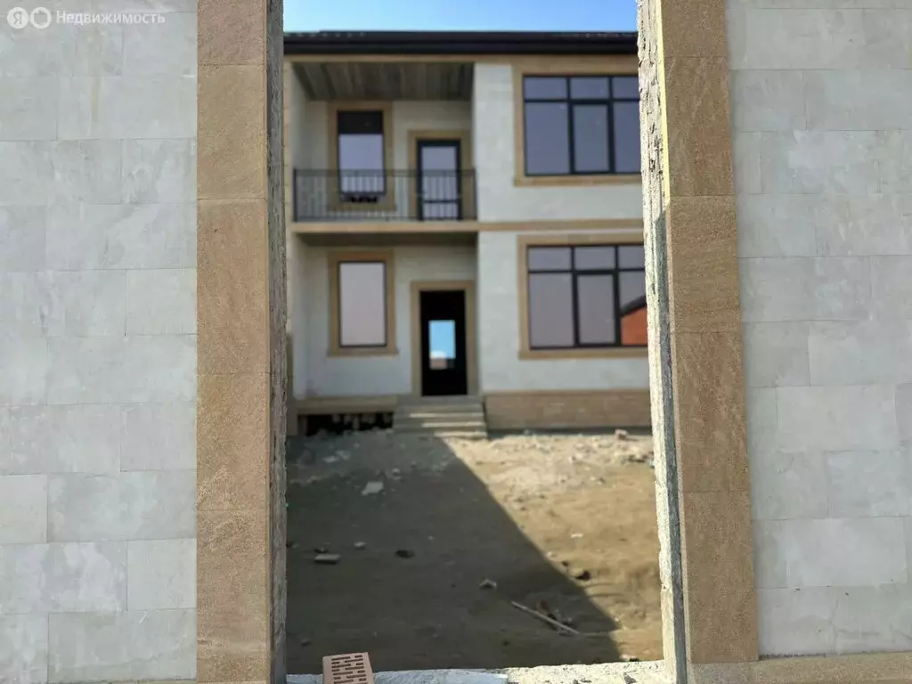 Дом в Каспийск, Маячная улица (200 м) - Фото 1