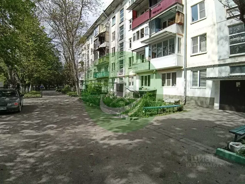 2-к кв. Ставропольский край, Ессентуки Озерная ул., 4 (44.5 м) - Фото 0