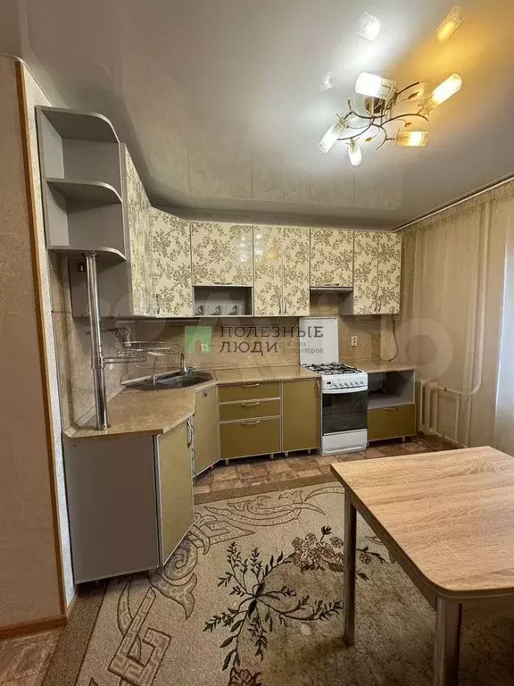 2-к. квартира, 56 м, 5/10 эт. - Фото 0