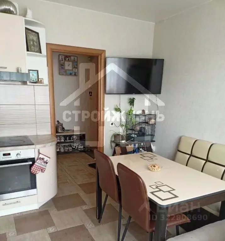 3-к кв. Свердловская область, Екатеринбург ул. Куйбышева, 2 (73.0 м) - Фото 1