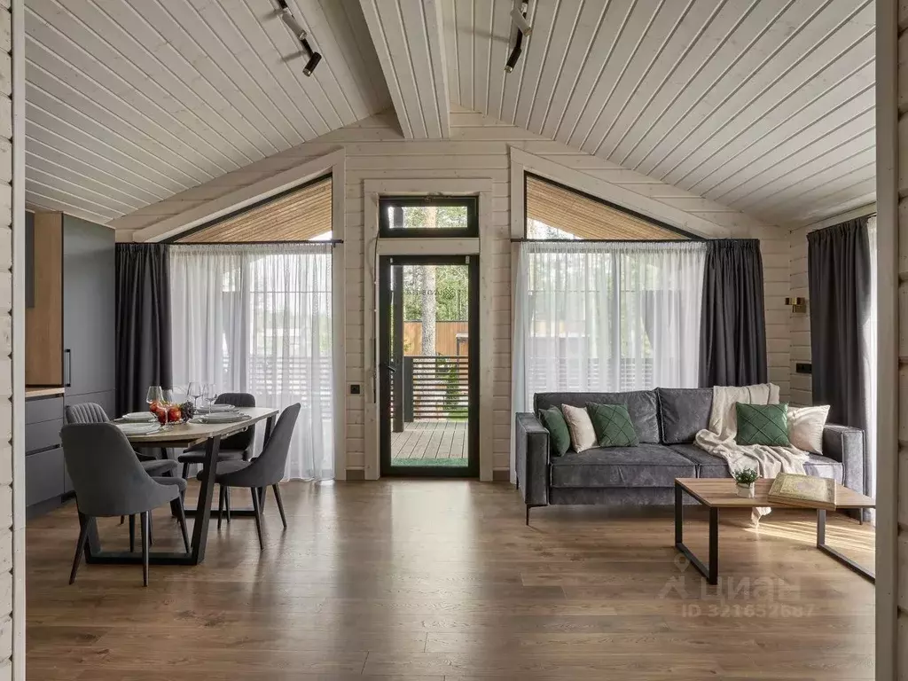 Дом в Ленинградская область, Выборгский район, Полянское с/пос, пос. ... - Фото 1