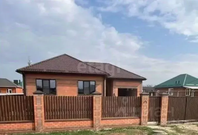 Дом в Ростовская область, Сальск Трудовая ул. (142 м) - Фото 1