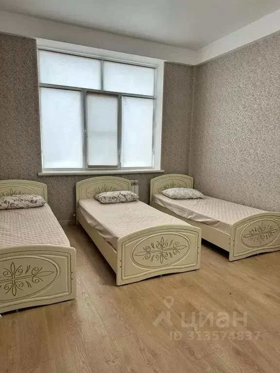 2-к кв. Дагестан, Избербаш ул. Имени Р. Зорге, 40А (96.0 м) - Фото 0