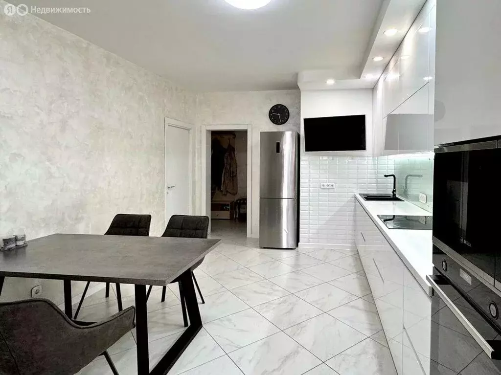 3-комнатная квартира: Иркутск, улица Трилиссера, 8/3 (92 м) - Фото 1