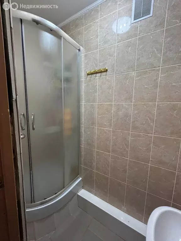 2-комнатная квартира: Екатеринбург, улица Грибоедова, 11 (53.9 м) - Фото 1