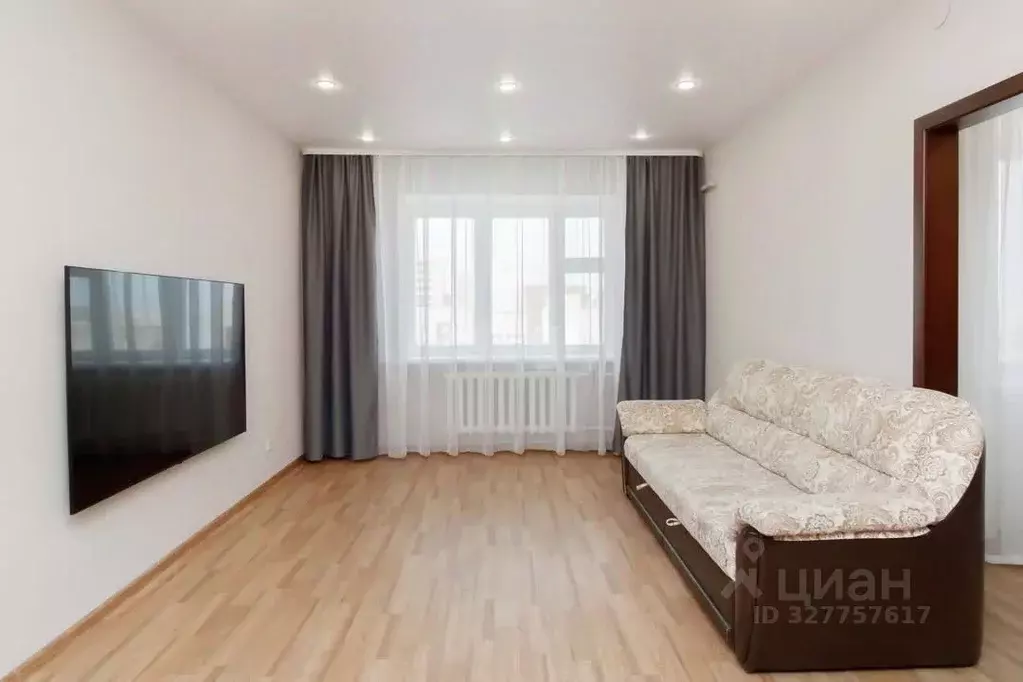 3-к кв. Тюменская область, Тюмень ул. Пермякова, 66 (102.7 м) - Фото 1