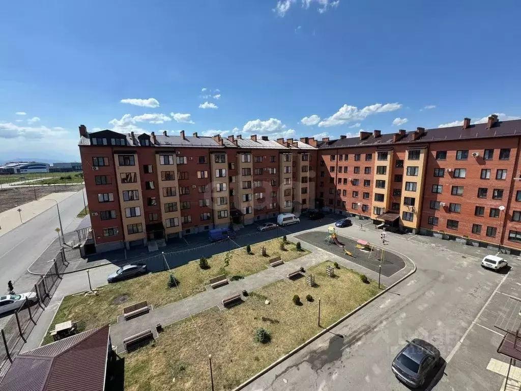 3-к кв. Северная Осетия, Владикавказ ул. Билара Кабалоева, 1 (90.0 м) - Фото 0