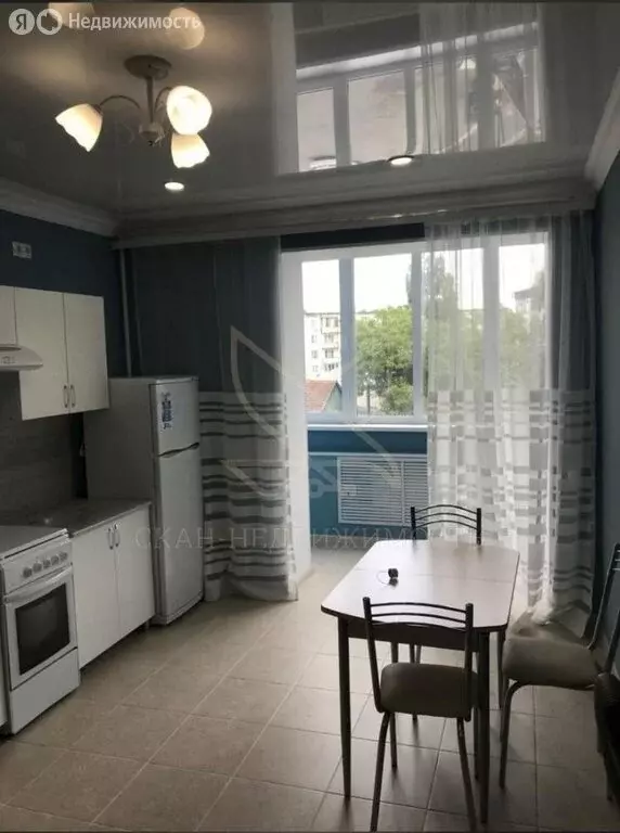 2-комнатная квартира: Пятигорск, Сельская улица, 10 (73 м) - Фото 1