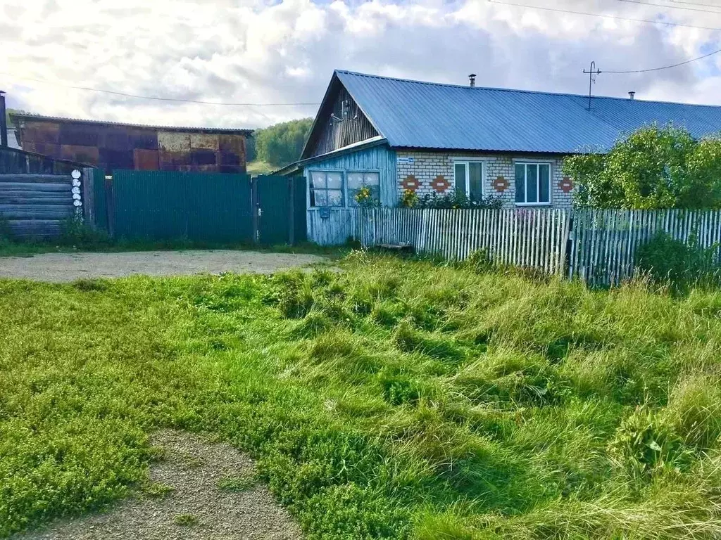 Дом в Свердловская область, Артинский городской округ, с. Бараба ул. ... - Фото 1