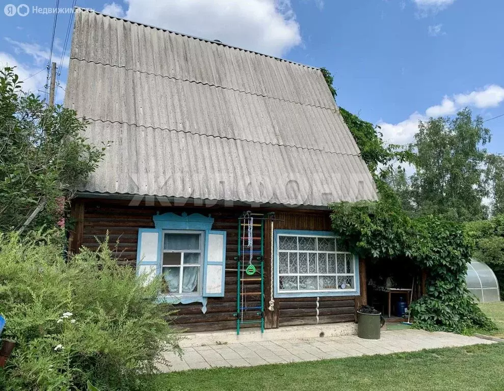 Дом в Бердск, улица Зои Космодемьянской (20 м) - Фото 1