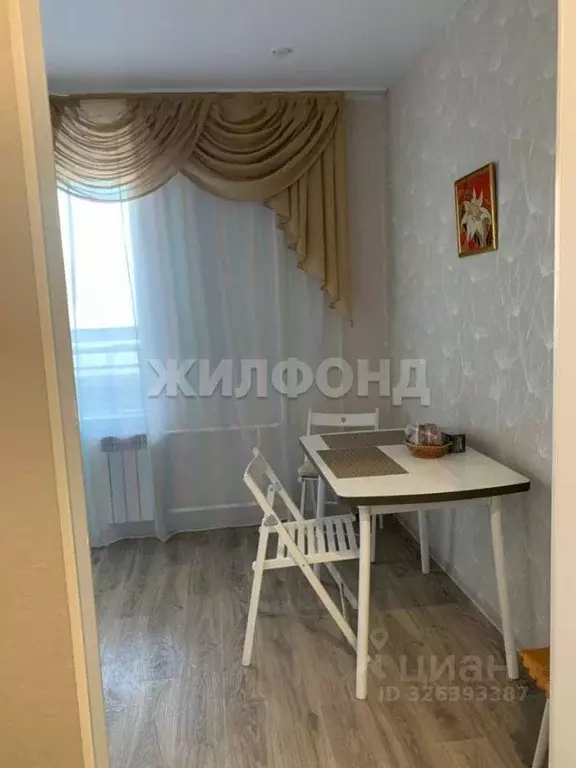 1-к кв. Новосибирская область, Новосибирск ул. Есенина, 67 (37.0 м) - Фото 2