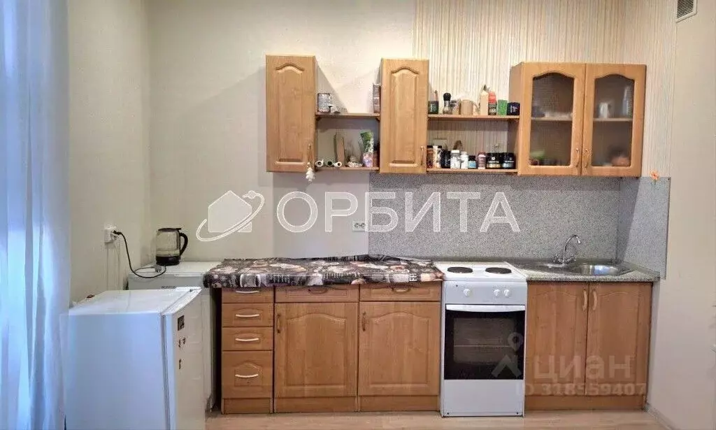 Студия Тюменская область, Тюмень ул. Дмитрия Менделеева, 2 (30.0 м) - Фото 1