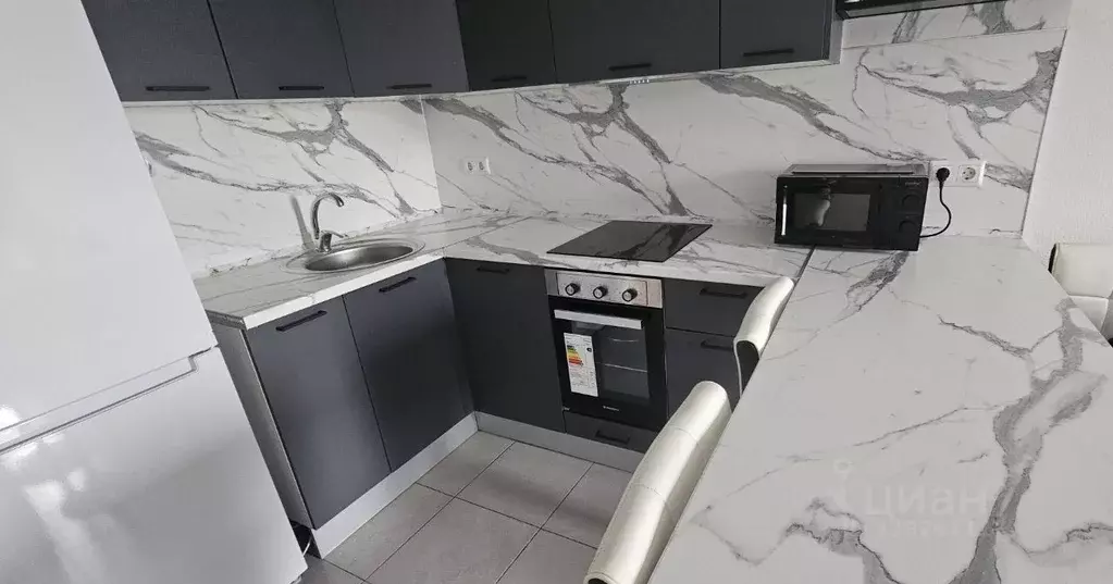 2-к кв. Москва Перовское ш., 2к3 (35.8 м) - Фото 2