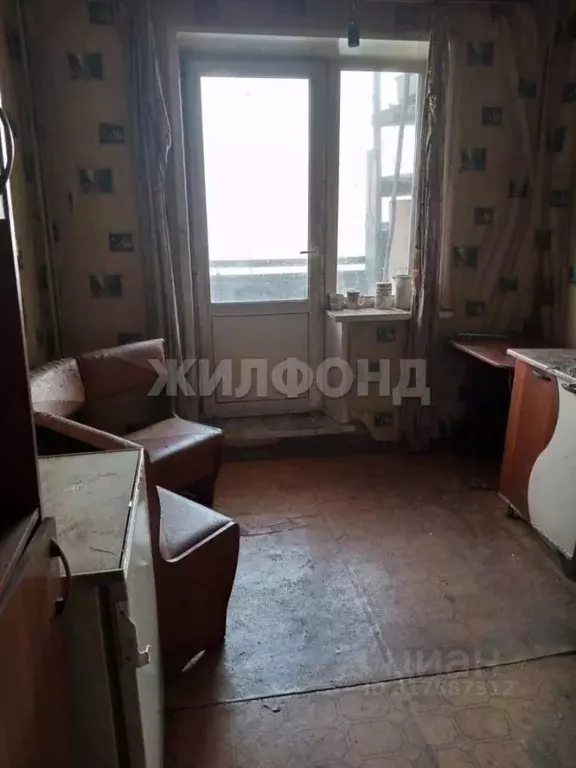 3-к кв. Кемеровская область, Кемерово ул. Халтурина, 23а (68.4 м) - Фото 1