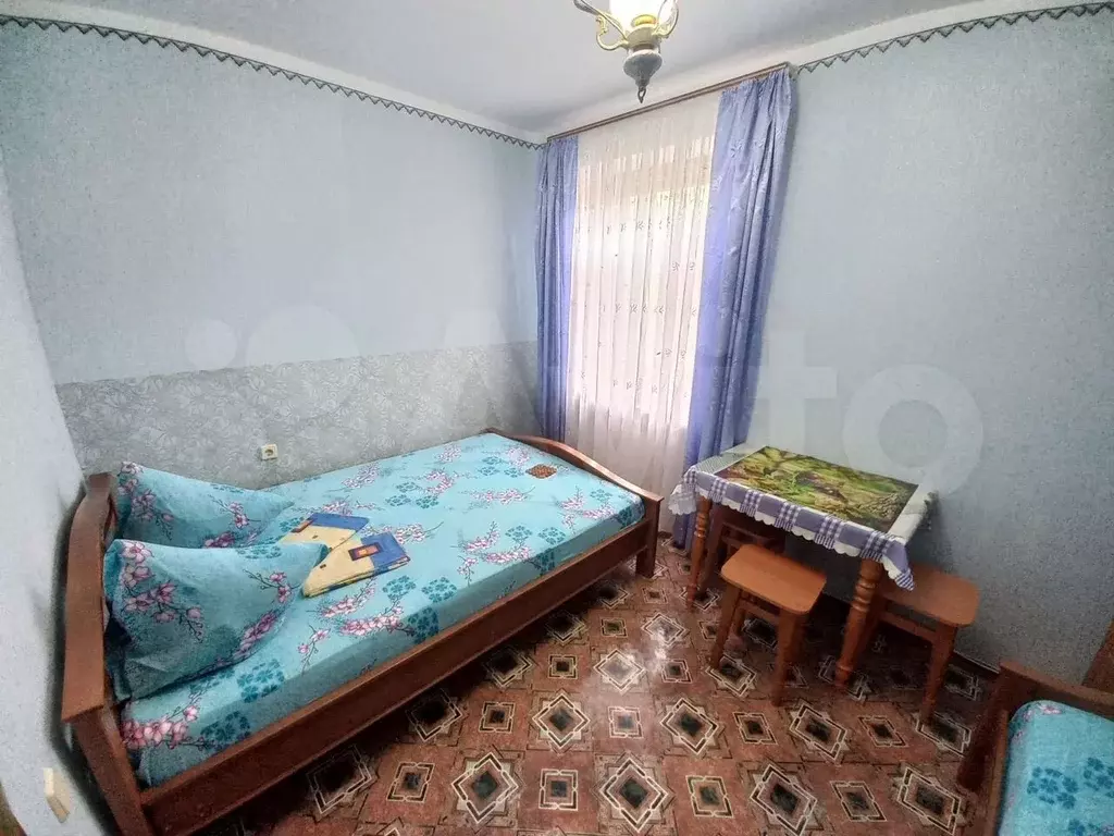 Комната 25 м в 1-к., 2/2 эт. - Фото 1