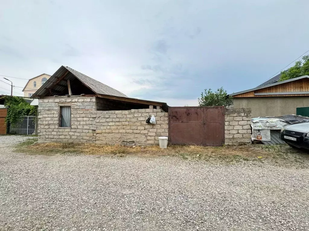 Участок в Кабардино-Балкария, Нальчик ул. Добровольского, 12 (4.3 ... - Фото 2