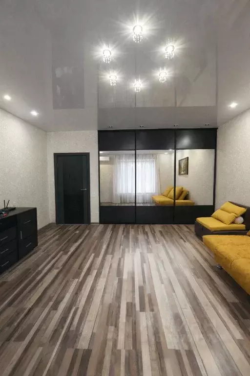 2-к кв. Волгоградская область, Волгоград ул. Шумского, 5 (64.0 м) - Фото 1