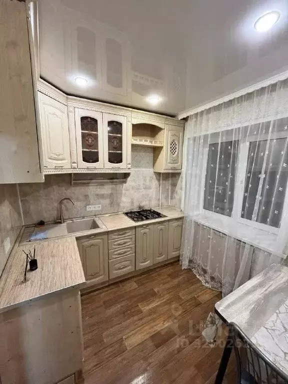 3-к кв. Красноярский край, Красноярск ул. 60 лет Октября, 33 (41.0 м) - Фото 1