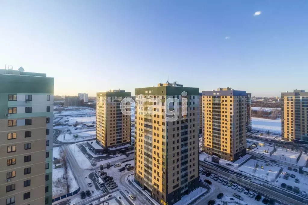 2-к кв. Тюменская область, Тюмень ул. Мельникайте, 38 (78.9 м) - Фото 1