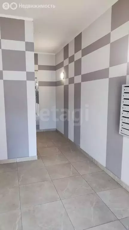 2-комнатная квартира: Калининград, улица Николая Карамзина, 3 (56.1 м) - Фото 1