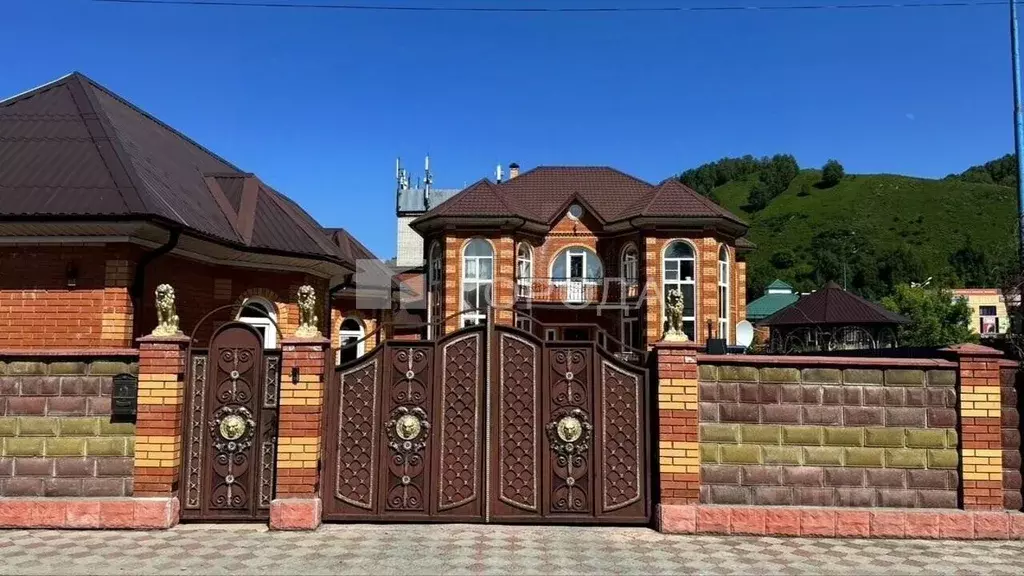 Дом в Алтай, Майминский район, с. Майма Луговая ул., 4 (310 м) - Фото 1
