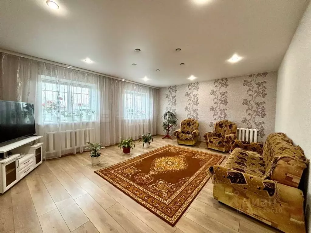 Дом в Татарстан, Высокогорский район, Дубъязское с/пос, с. Дубъязы ул. ... - Фото 1