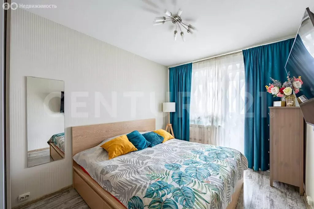 3-комнатная квартира: Химки, улица Бабакина, 4 (65.5 м) - Фото 1