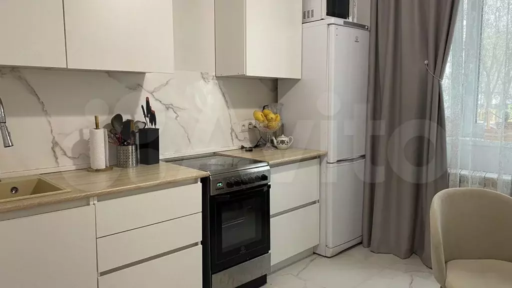 1-к. квартира, 38 м, 1/19 эт. - Фото 1