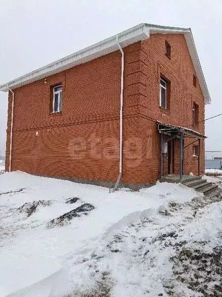 Дом в Курганская область, Притобольный муниципальный округ, с. ... - Фото 1