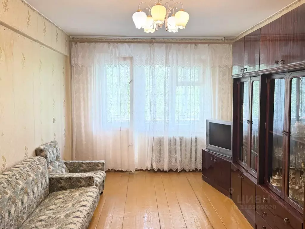 2-к кв. Омская область, Омск ул. 50 лет ВЛКСМ, 10 (44.2 м) - Фото 0