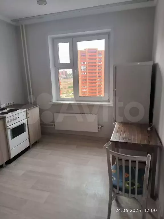 1-к. квартира, 42 м, 8/13 эт. - Фото 1