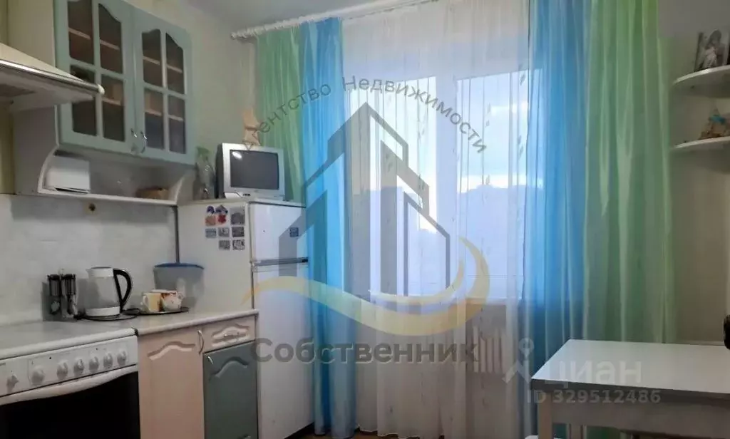 3-к кв. Белгородская область, Старый Оскол Восточный мкр, 12 (64.0 м) - Фото 1