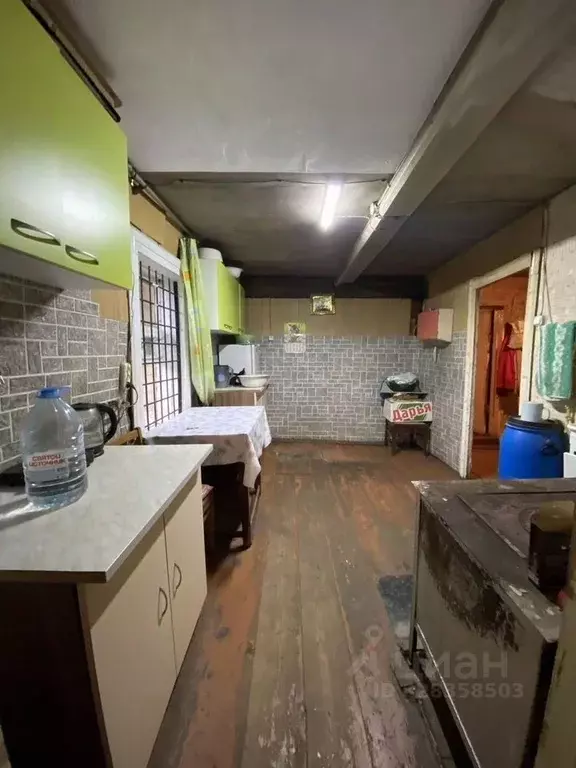 Дом в Ленинградская область, Лужский район, Володарское с/пос, д. ... - Фото 1