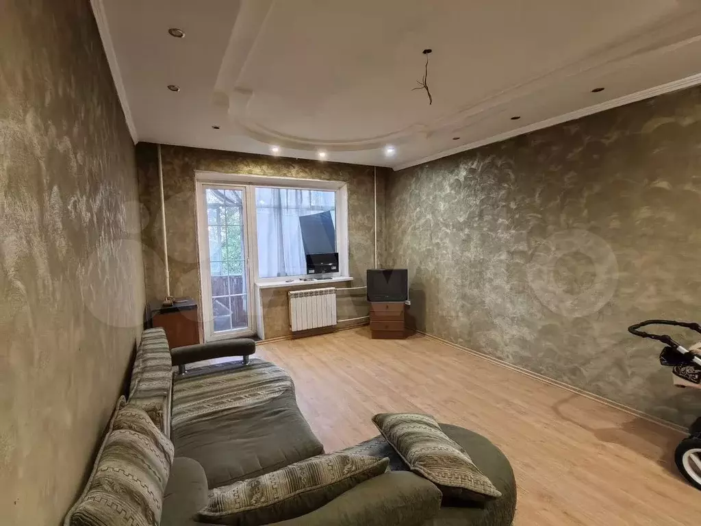 2-к. квартира, 52 м, 3/9 эт. - Фото 0