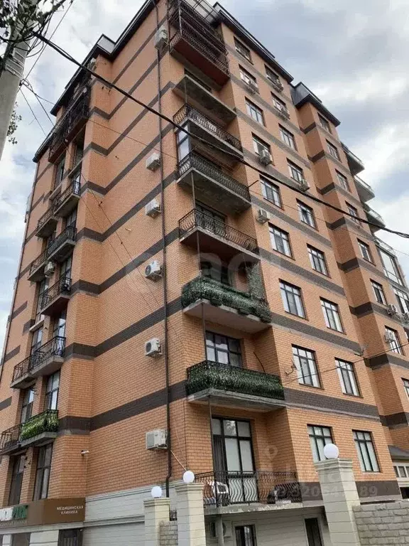2-к кв. Дагестан, Каспийск ул. Азиза Алиева, 1/1 (80.0 м) - Фото 1