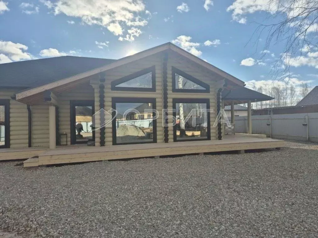 Дом в Тюменская область, Тюменский муниципальный округ, д. ... - Фото 1