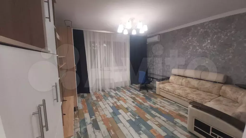 3-к. квартира, 90 м, 2/5 эт. - Фото 1