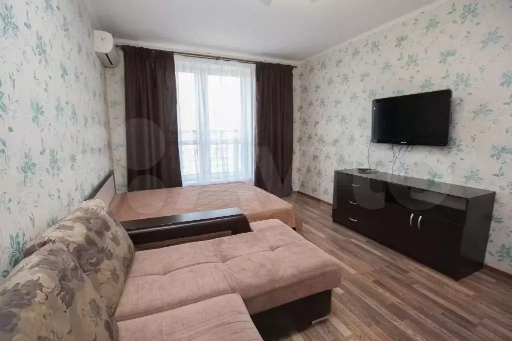 1-к. квартира, 38 м, 5/10 эт. - Фото 1