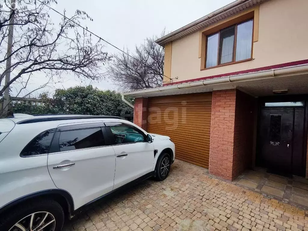 Дом в Мирное, Солнечная улица (191.3 м) - Фото 1